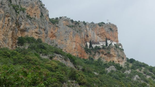 10 un monastère perché